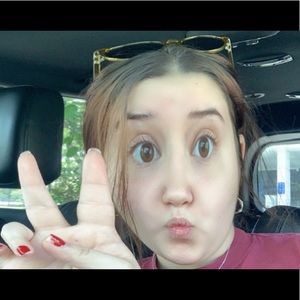 Meet your Posher, Isa